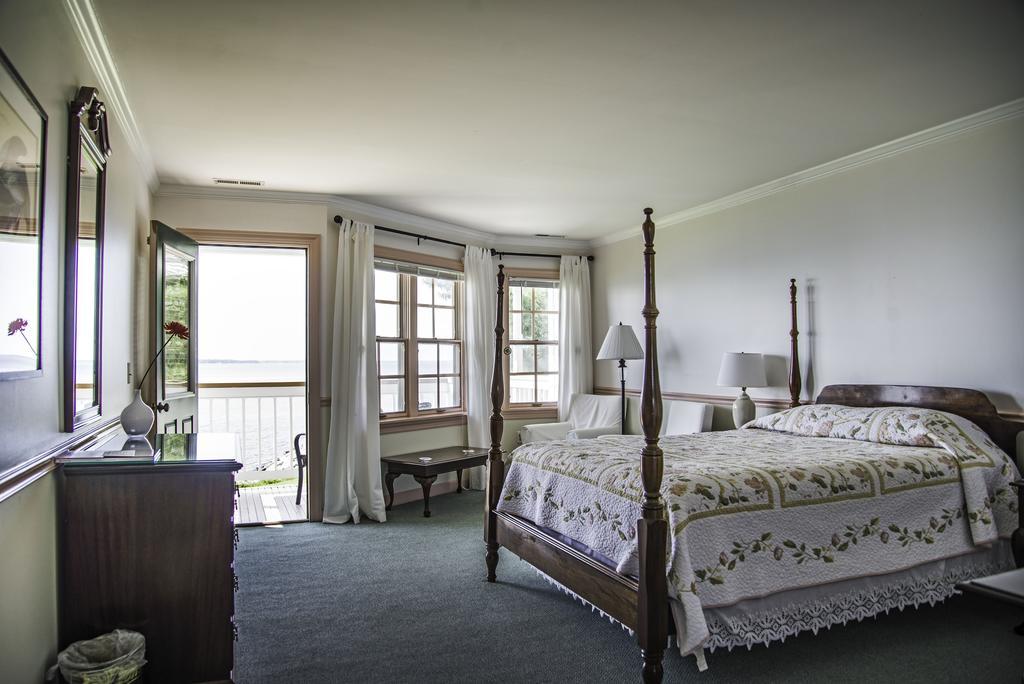 Wades Point Inn On The Bay McDaniel 객실 사진