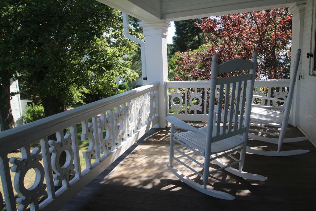 Wades Point Inn On The Bay McDaniel 외부 사진