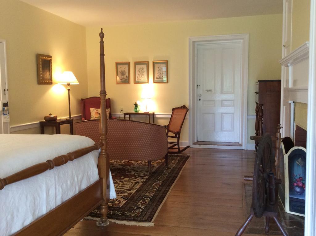 Wades Point Inn On The Bay McDaniel 외부 사진