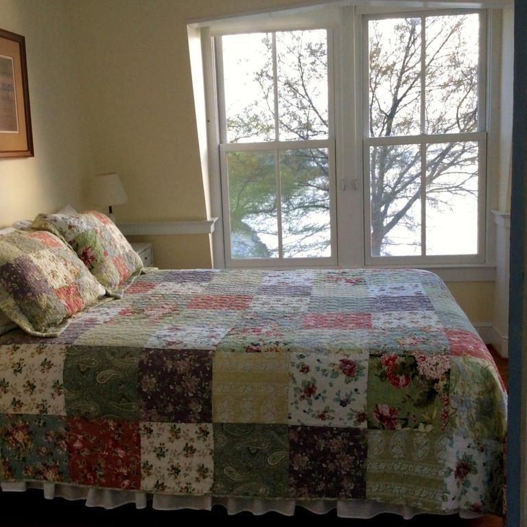 Wades Point Inn On The Bay McDaniel 외부 사진